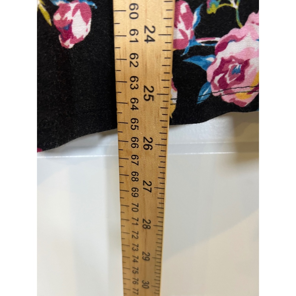 Torrid Womens Tank Top Super Soft Floral Sleeveless Size 2 - Picture 4 of 5